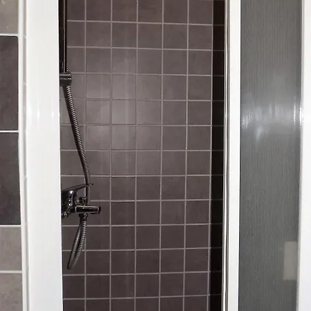 Apartment Holidays 8 *